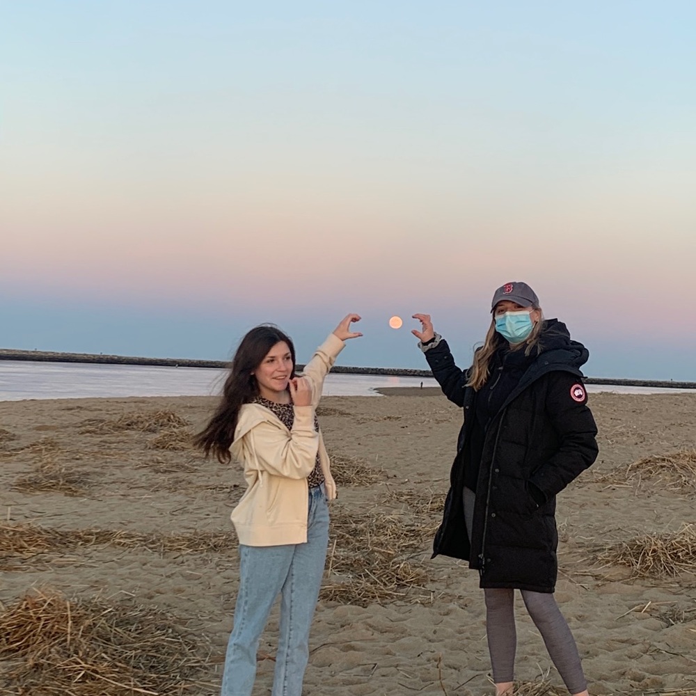 Meet your Posher, Olivia